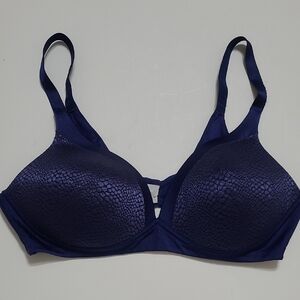 Warner's Blissful Benefits Midnight Blue Textured Wireless Bra size 38C